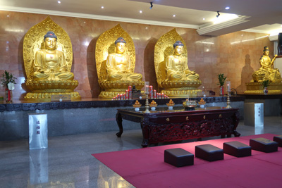 Maha Vihara Duta Maitreya tempel Batam